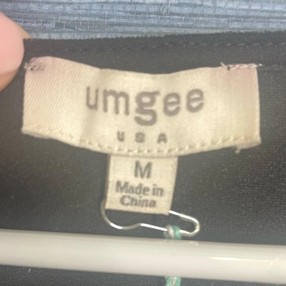 Umgee USA Love me like you do velvet dress- Medium Black NWT - Picture 5 of 7